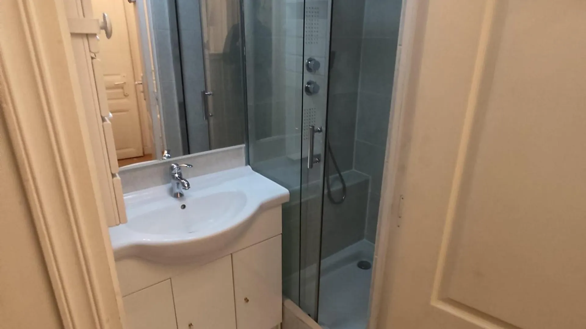 Appartement Cosy Flat 8E Champs-Elysees Paris